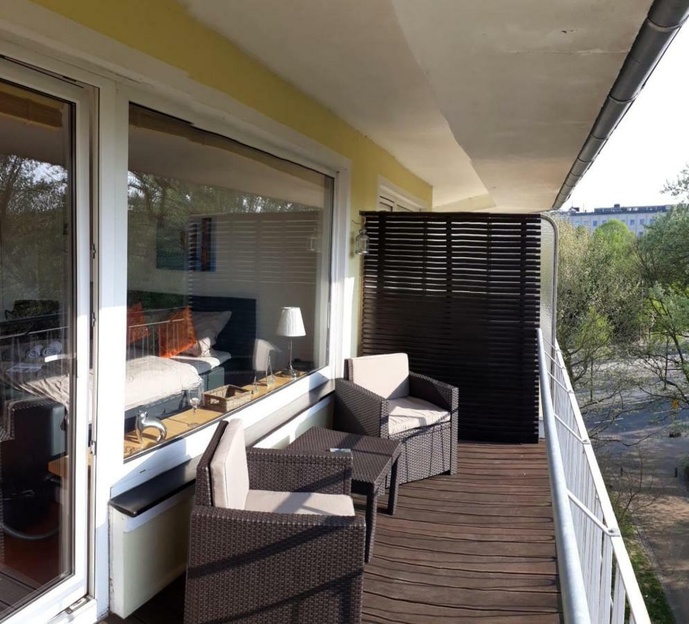 Modern City Apartment With Balcony And Nice Parc View Bremen Eksteriør billede